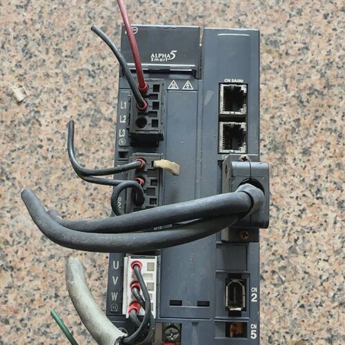 询-驱动器RYH751F5VV2750w货实物图