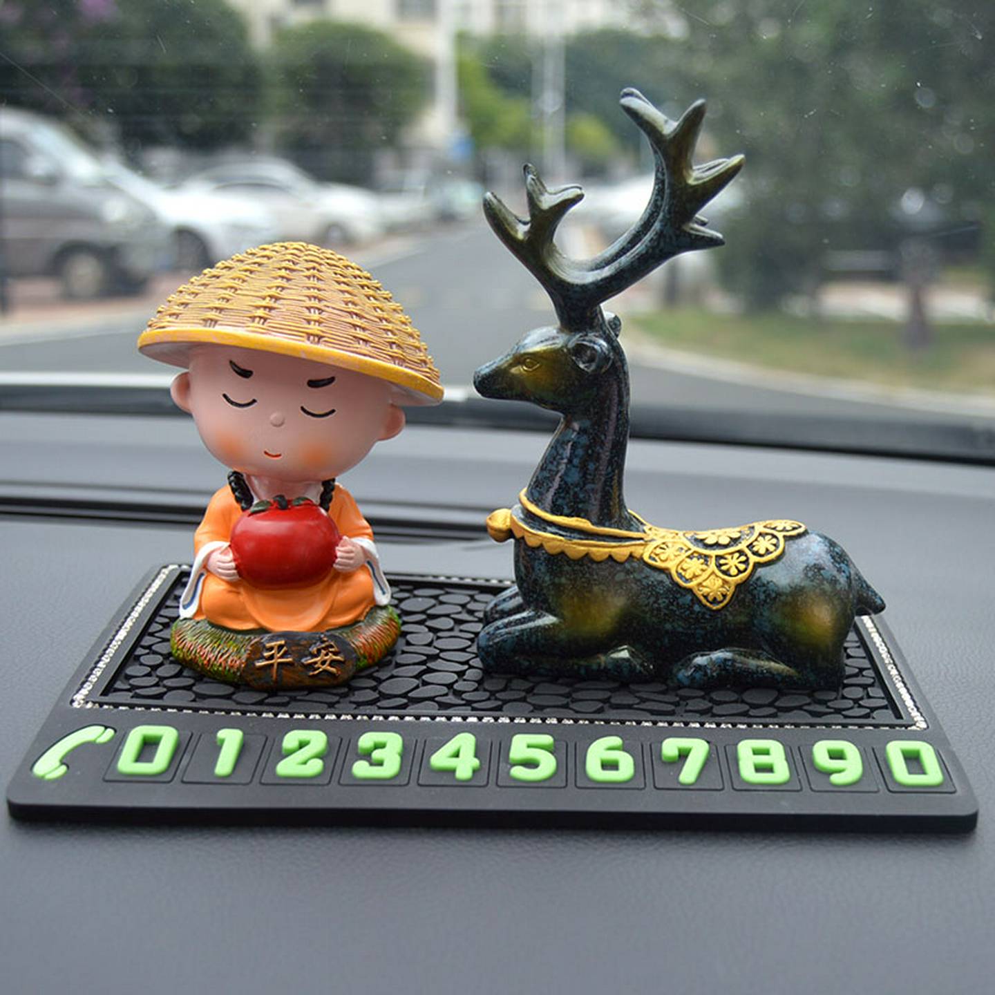 临时停车号码牌挪车电话牌夜光移车牌汽车内装饰品摆件一路平安鹿