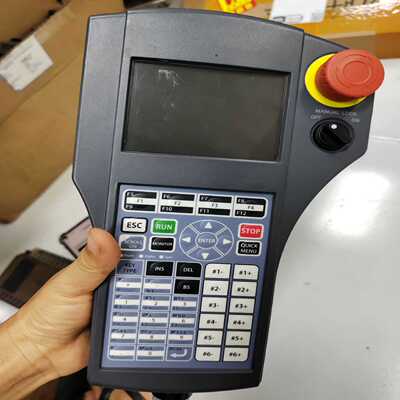 马哈机器人示教器，型号kcx-m5110-140，，实图拍摄询价
