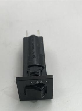 议价TYCO过载保护器热断路器开关 W28-XQ1A-5 5A 32V