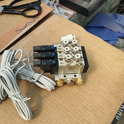 AirTac亚德客7V11006电磁阀，议价商品