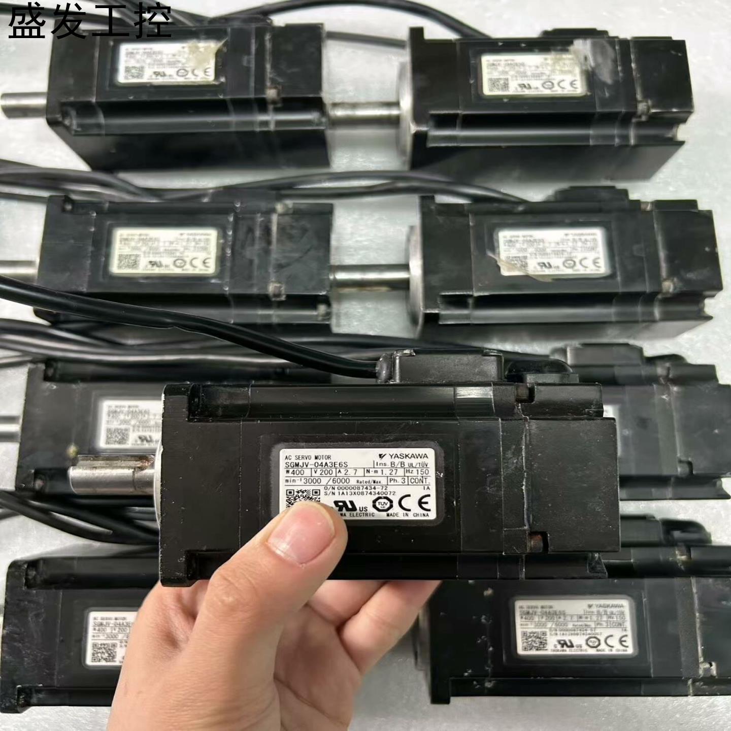 安川伺服电机SGMJV-04A3E6S二手正常拆机成色七议价产品