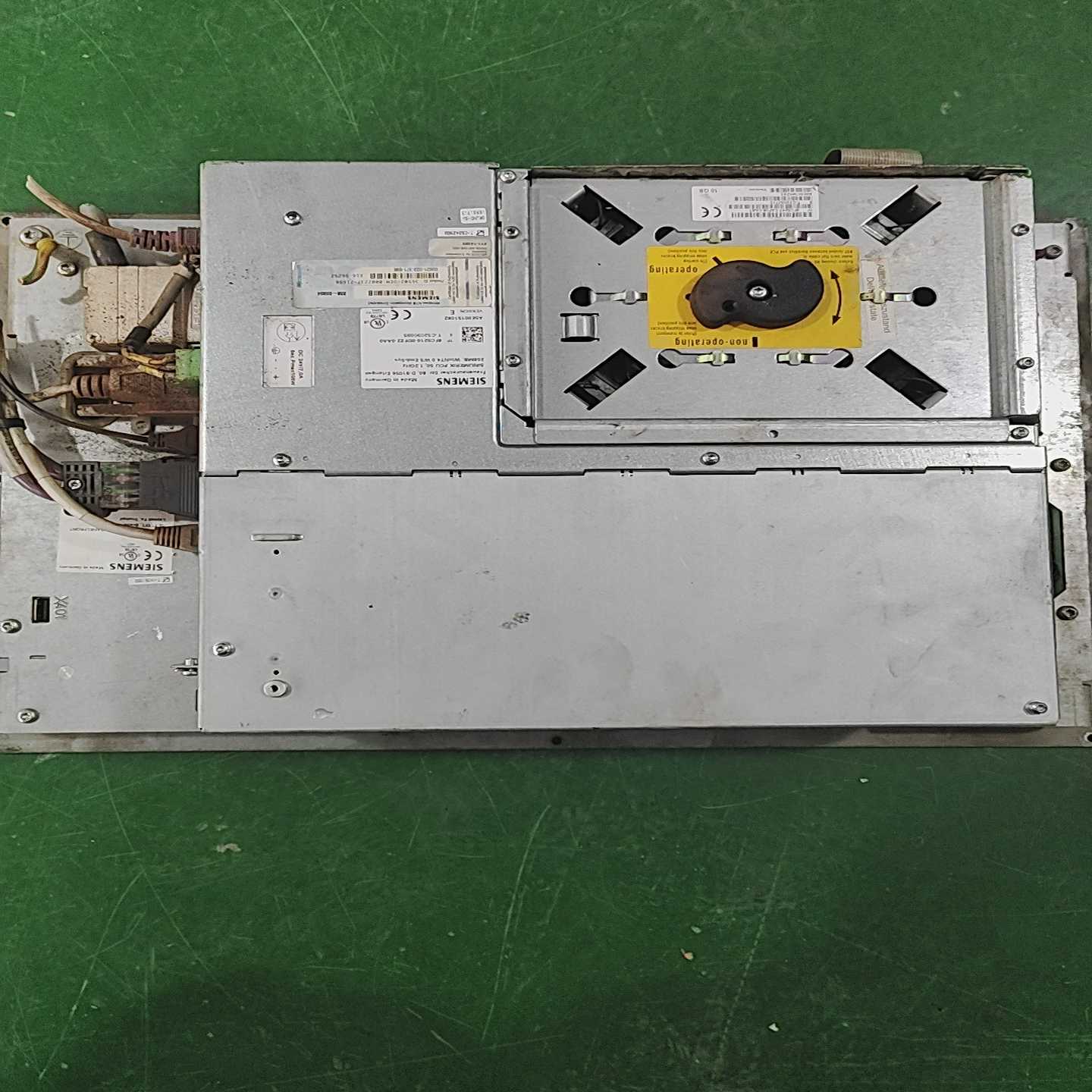 西门子PCU50控制系统主机，型号6FC5210-0DF22--议价商品