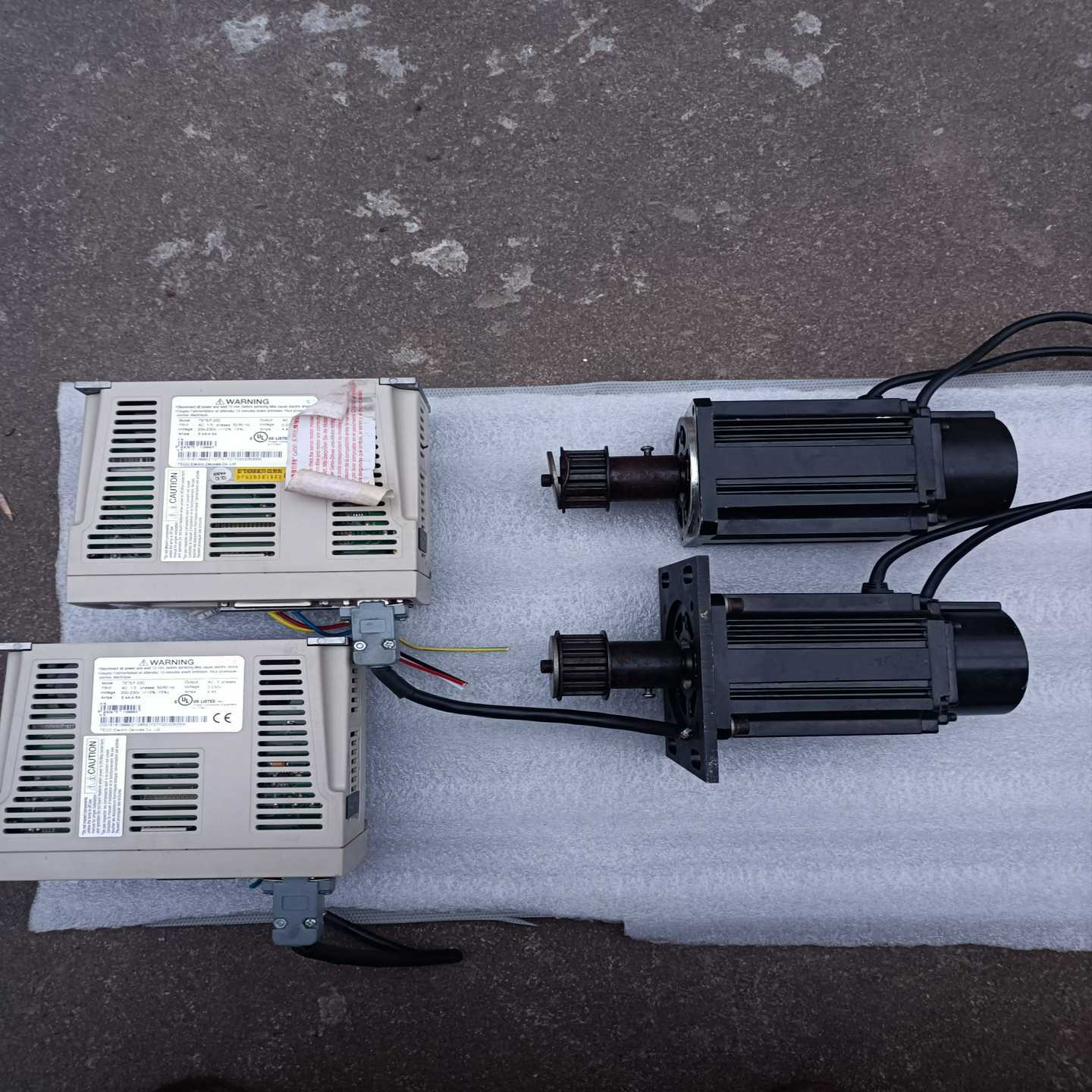 拆机风扇R2E225-BD92-12带启动电容，实物拍摄，功【鑫鑫商铺】