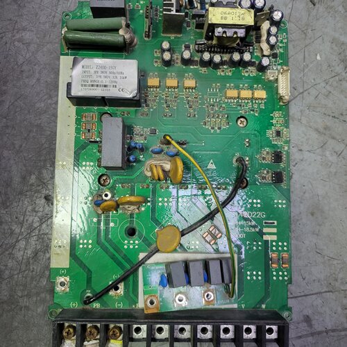 溢价-众辰变频器驱动板15KWZ240015GYS14QD2