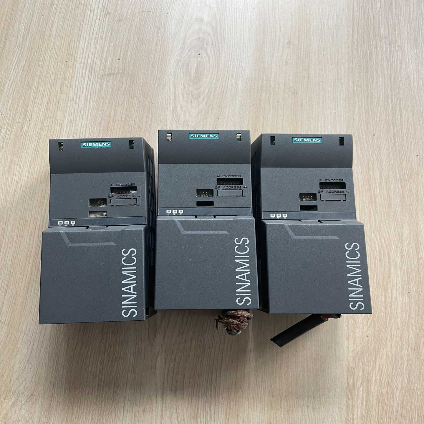 西门子变频器控制单元6SL3244-0BA20-1PA0-议价