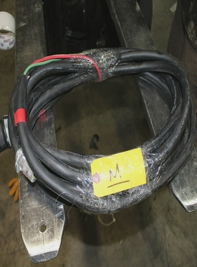 Southwire10AWG4/CSEOOWP-241-3-MSHA电源线25英尺带1个