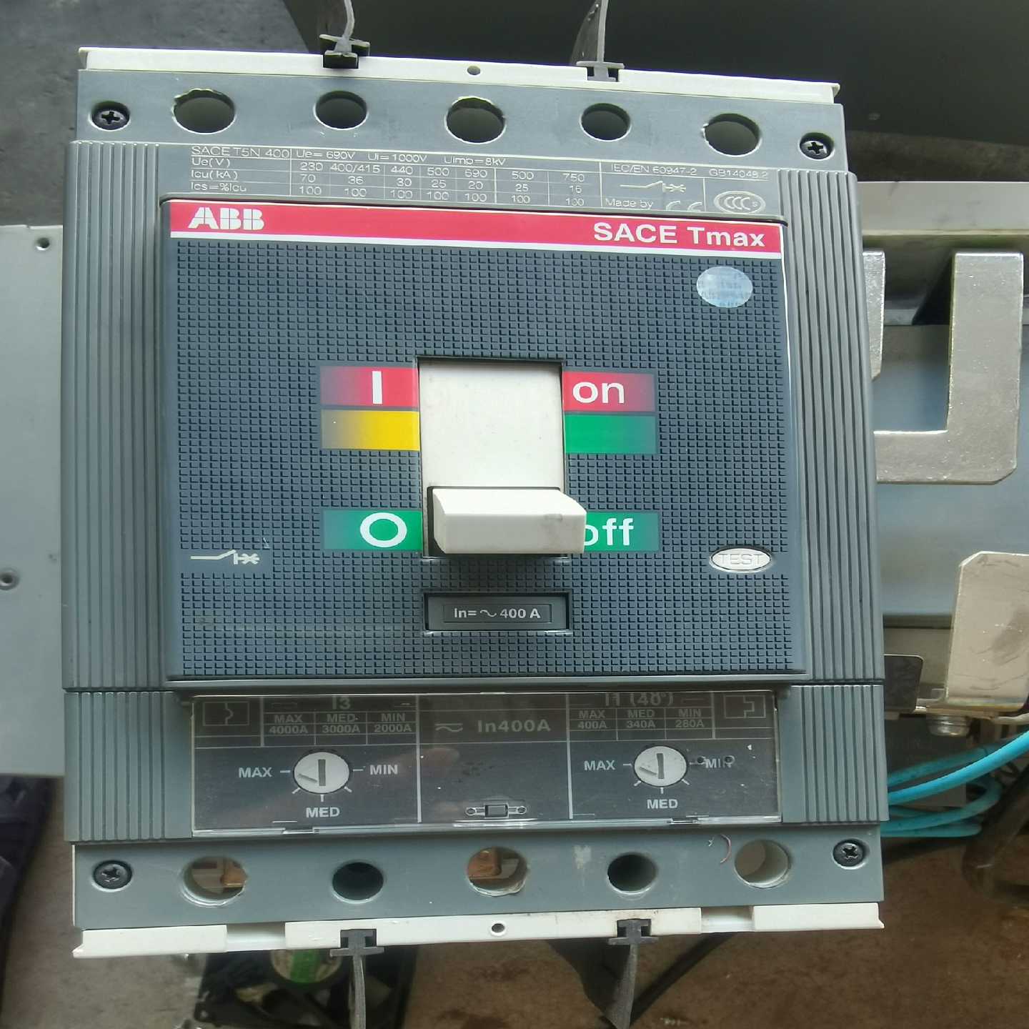ABB断路器，SACET5N400，，（子云设备）