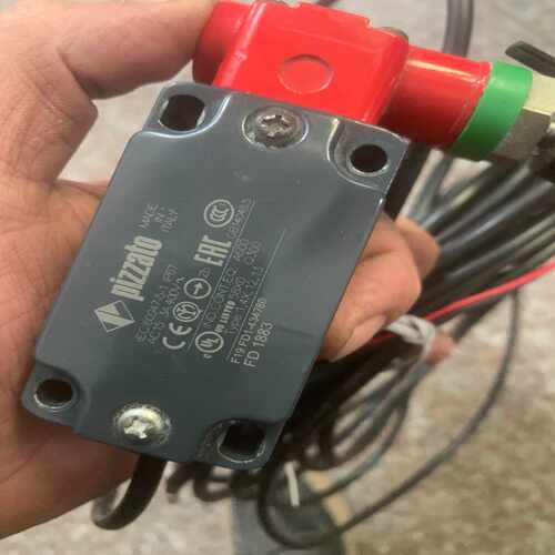 意大利pizzato皮兹托拉绳开关FD1-43478询价