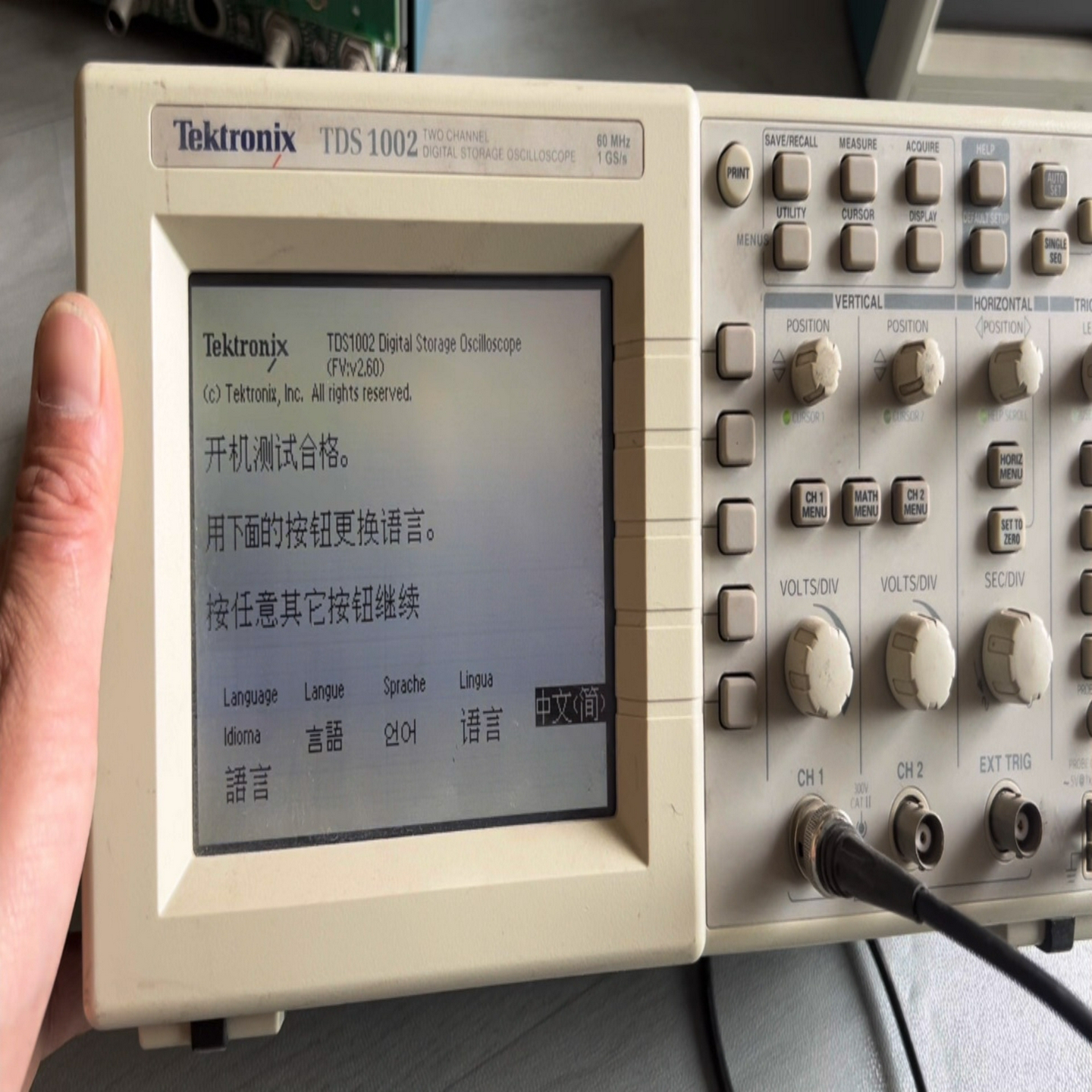 Tektronix泰克TDS1002示波器，双通道60M示波--议价商品