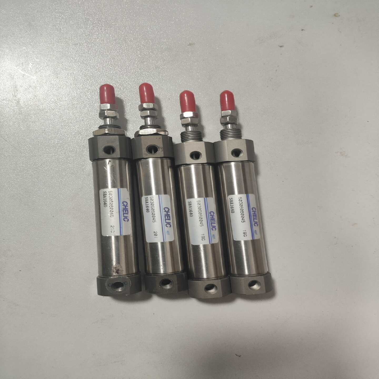 议价气立可气缸1640都是全新的有4个没有包装袋的