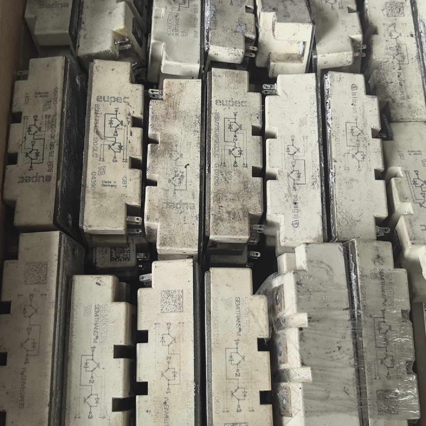 SKM75GB128D SKM75GB123D BSM75G-议价 - 实物图