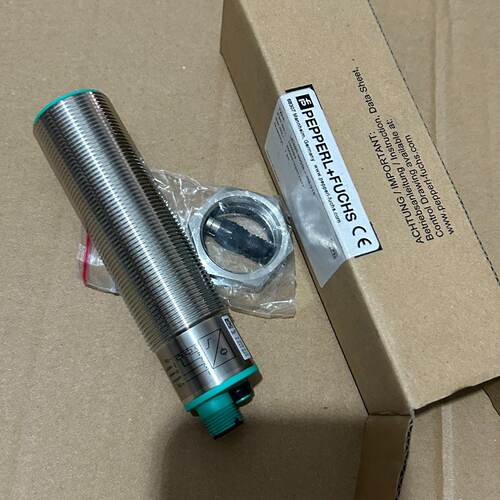 倍加福超声波传感器UC50030GMIUR2V15