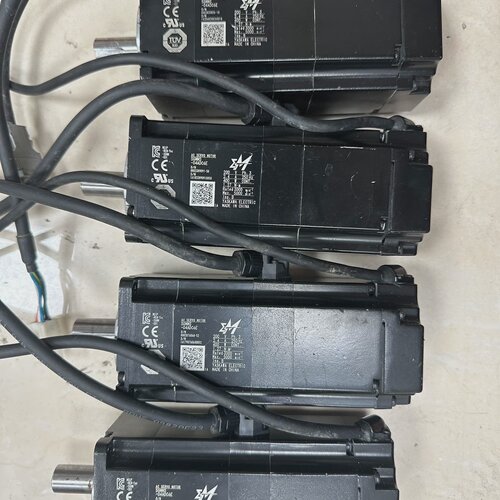 寻安川5系电机SGMMS04ADC6E400w伺服电机
