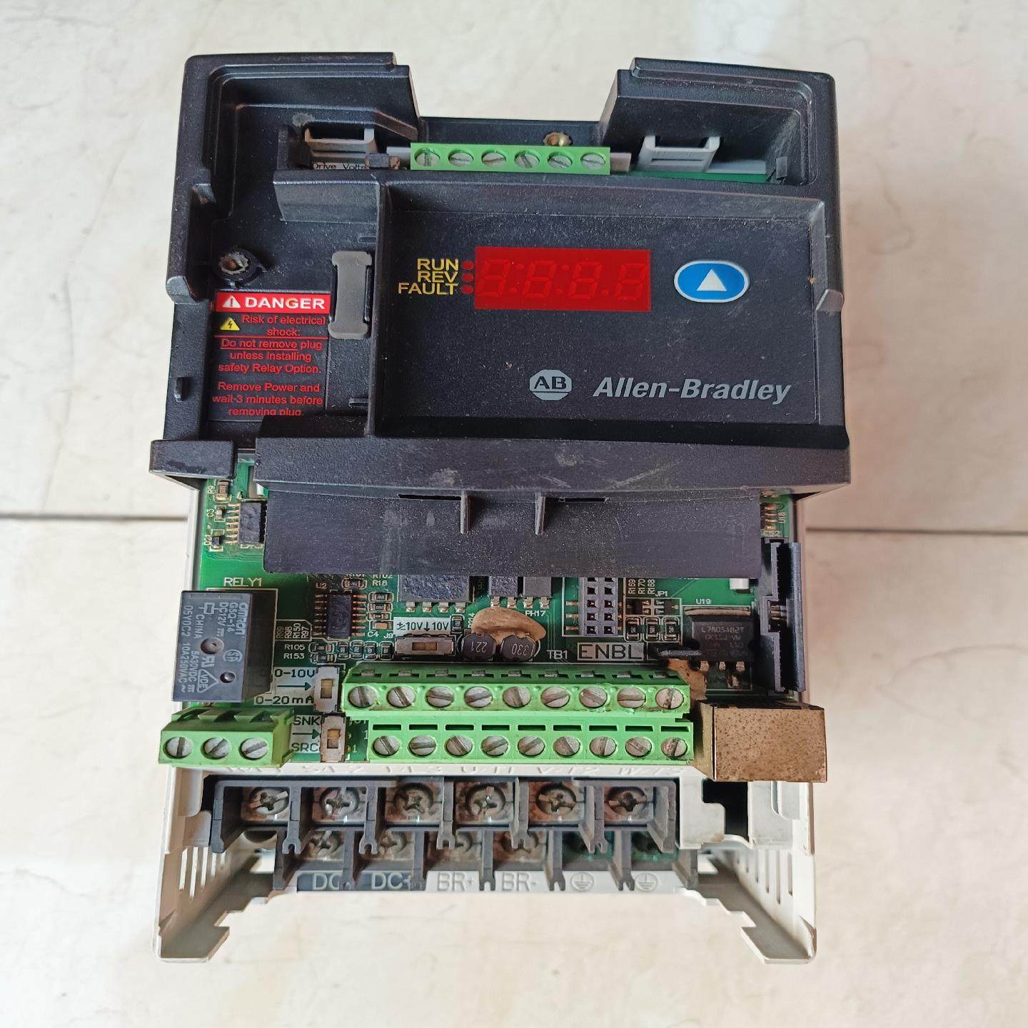 AB 22D-D4P0N104现货实拍功能包好{议价}