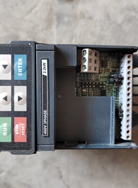 众辰变频器Z24002R2G2.2KW功率三相380V议价