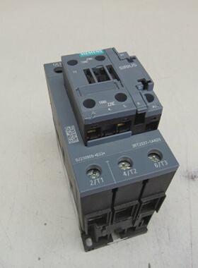SIEMENS SIRIUS CONTACTOR 3RT20371AN20 65A XLNT USED TAKEOUT