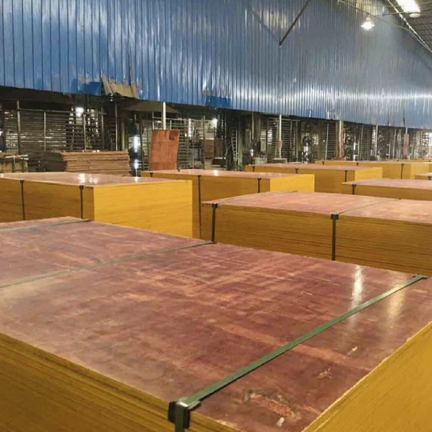 直销建筑木模板36尺混凝土木板高压负荷开关