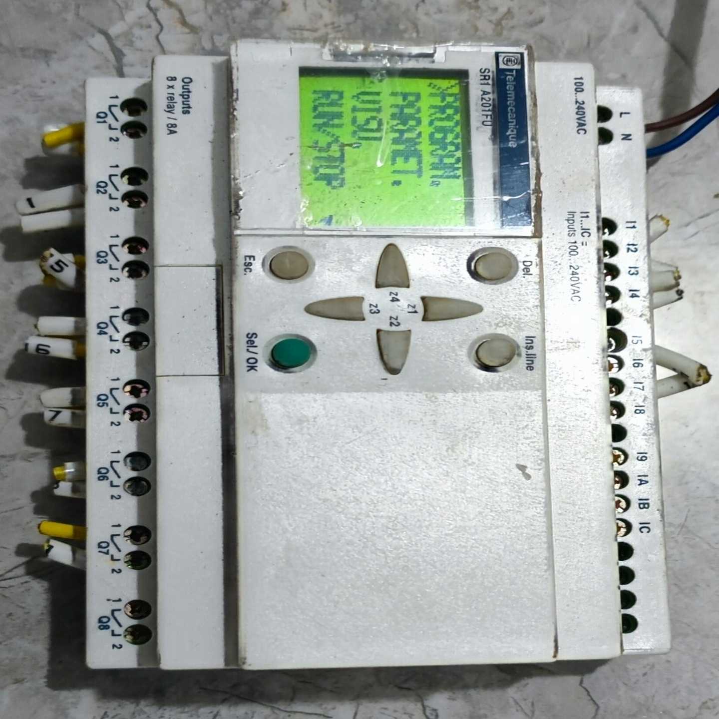 【星慕电子】Telemecanique控制器 SR1 A201FU 显示