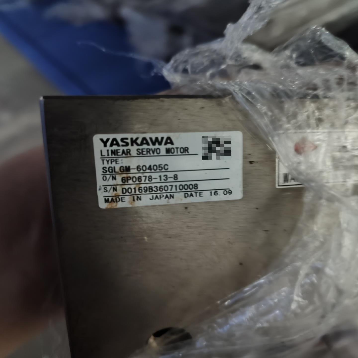 询价YASKAWA安川，型号SGLGM-60405C和SGLGM