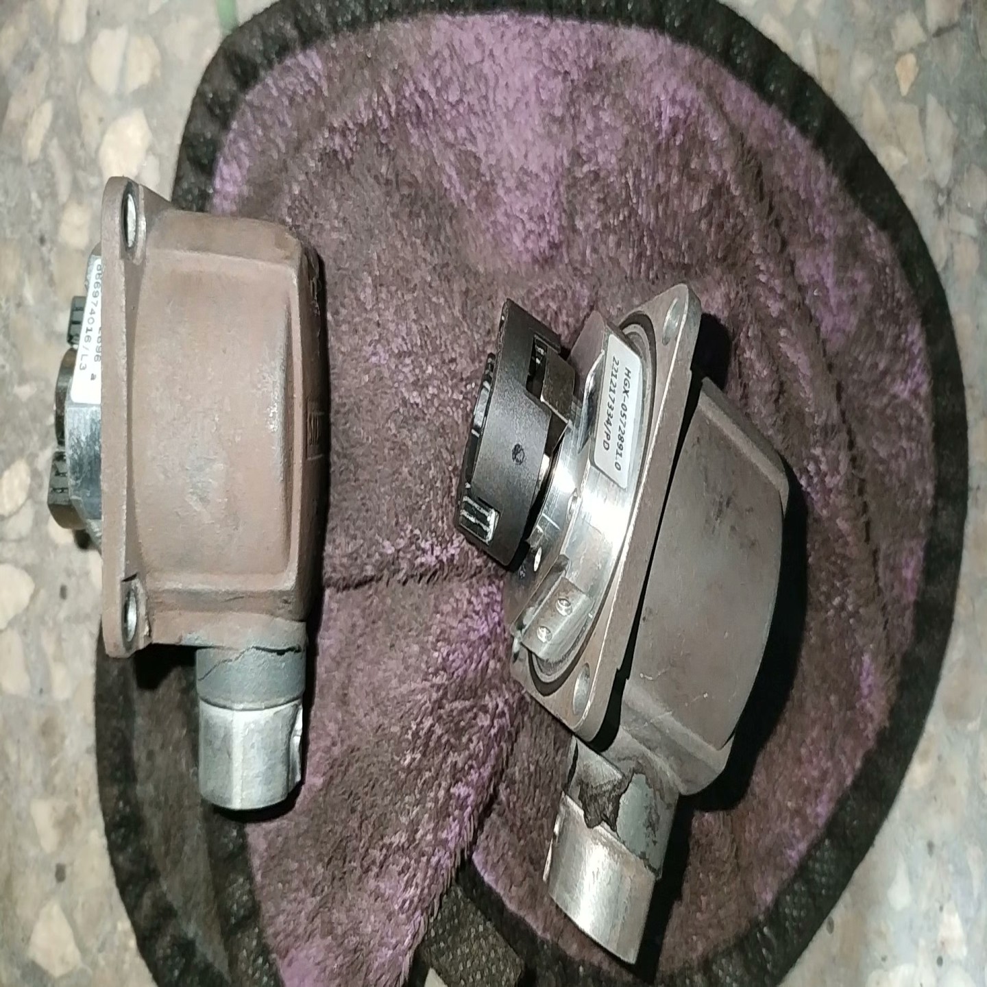 HGX0572891.0西门子V90编码器HGX057289--议价商品