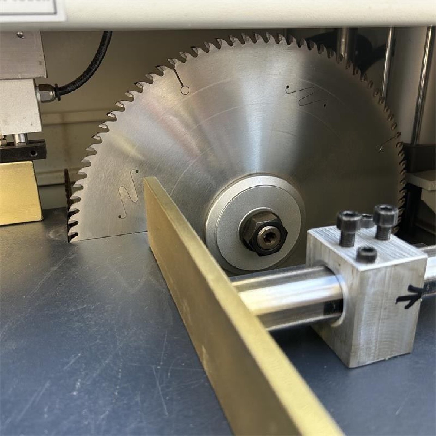 锯铝机10寸高精度木材铝材切割机多功能小型木板45度铝合金切角机,五金/工具,粒子计数器,淘宝优惠券,粉丝福利购,淘宝优惠卷