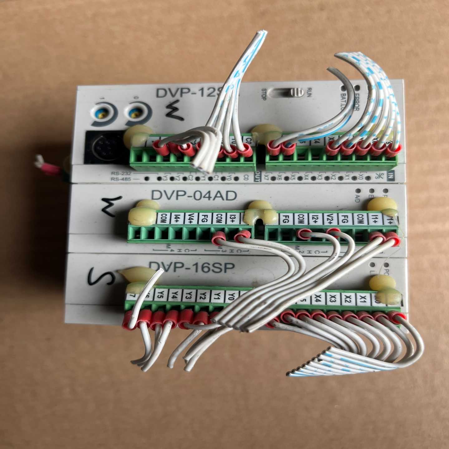 台达plc,DVP-12SA,拆机成色不错,功能包好。只有主--议价商品