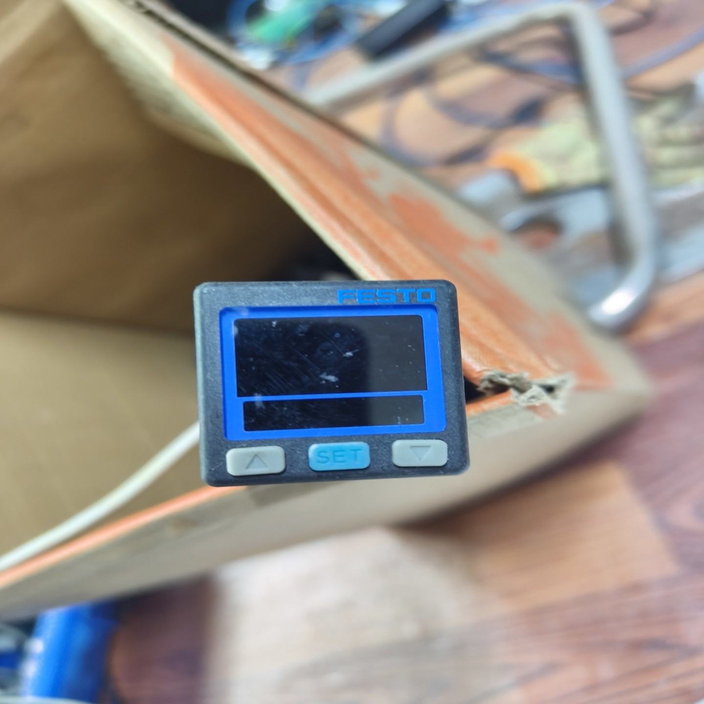 【请询价】费斯托FESTO数显压力表 SPABT-B2-R18-2N-