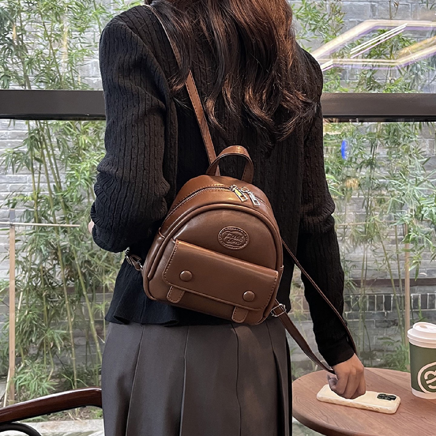 复古时尚百搭双肩包包女2025新款秋冬高级感简约小众设计迷你包包