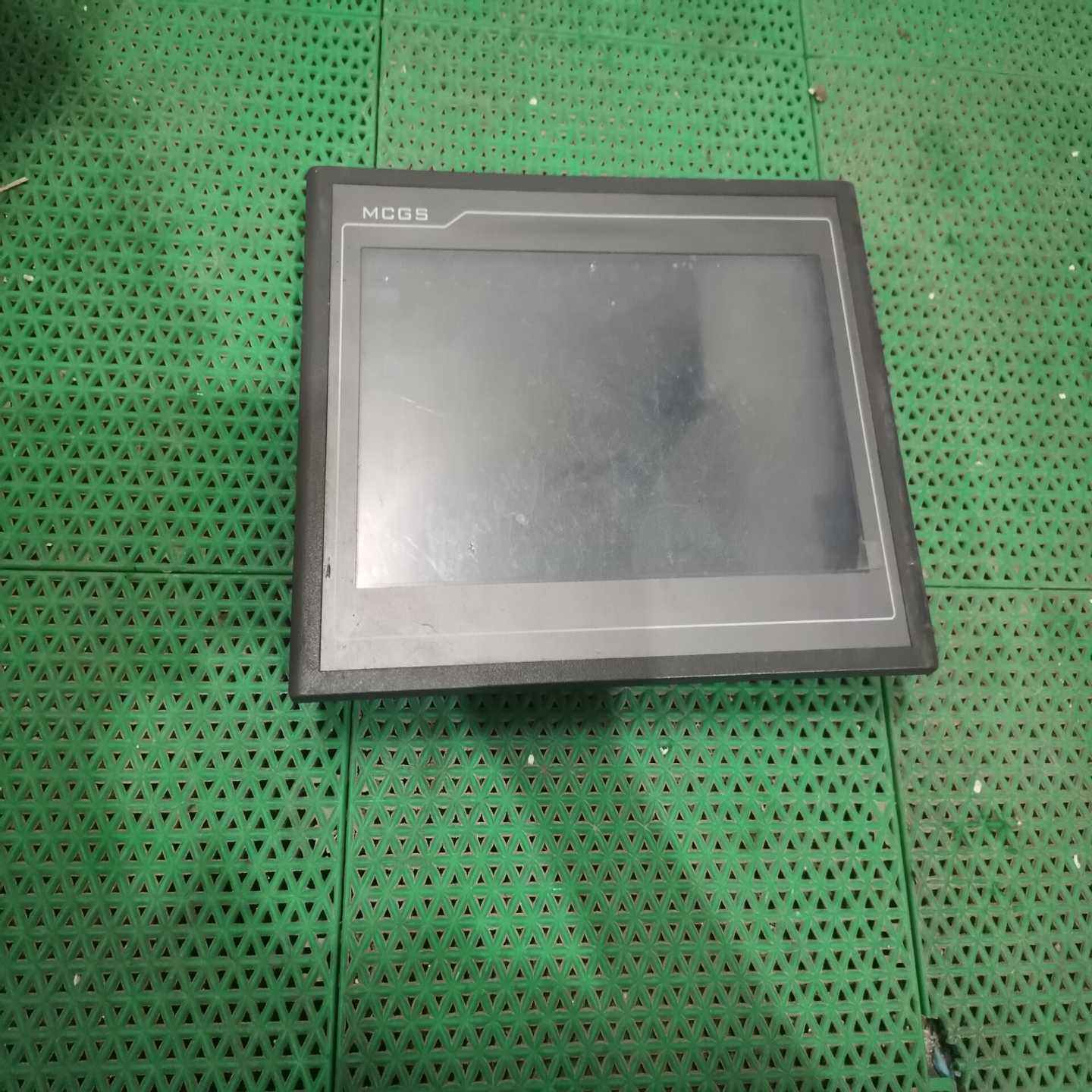 【议价】昆仑通态触摸屏TPC1061Ti上电显示正常触摸正适用