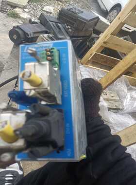 询价~Lenze伦茨DVI/USBTX4功能，不错