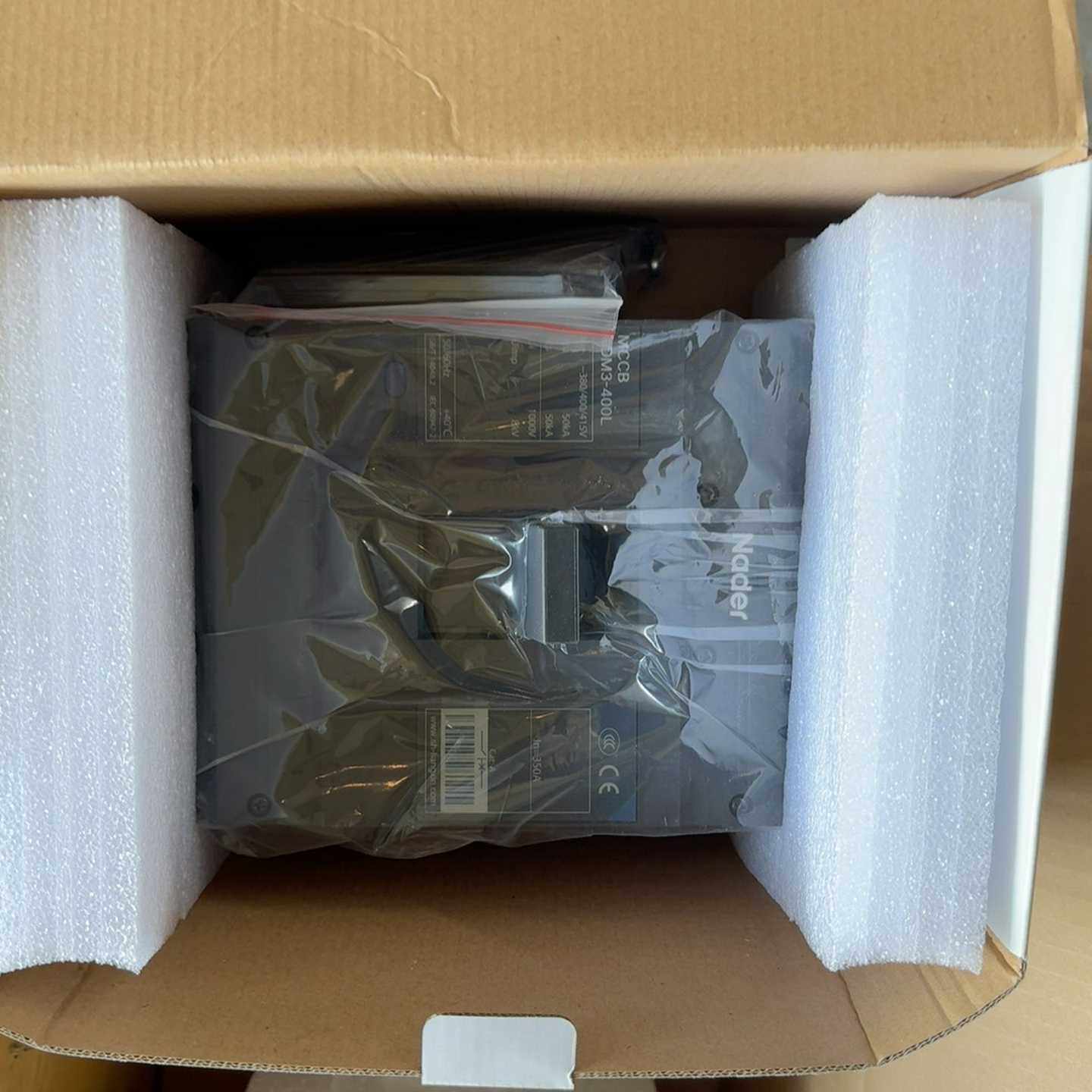 直流塑壳断路器品牌型号良信NDM3Z-400L/3300--议价商品