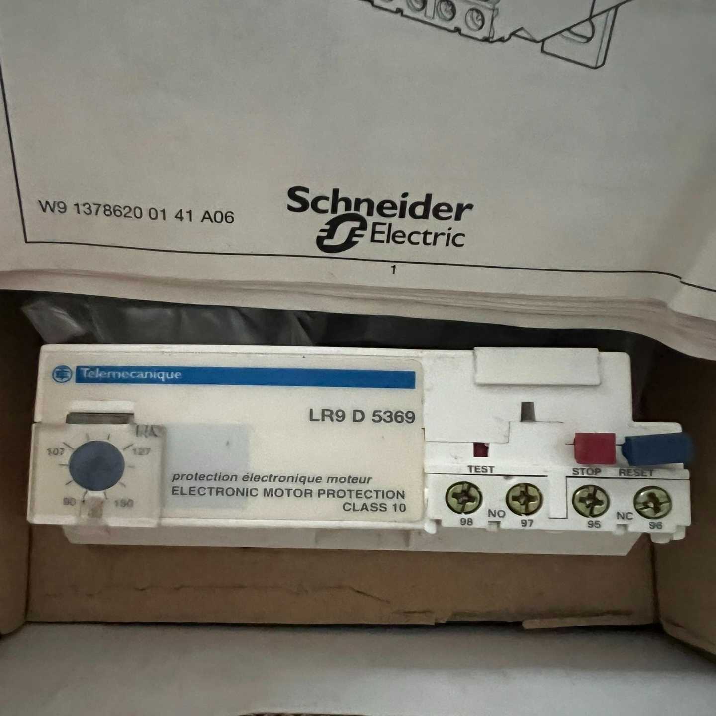 施耐德热过载继电器LR9D5369 90-150【博航商行】