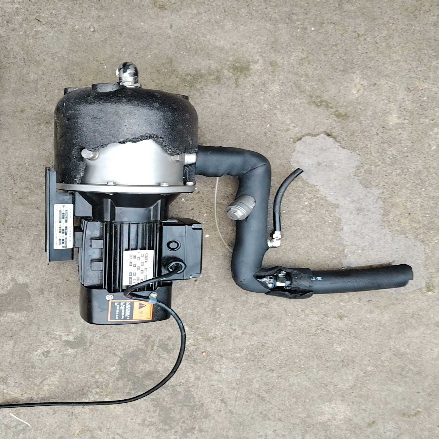 利欧水泵用单相异步电动机，型号YY-712-2，功率0.55--议价商品