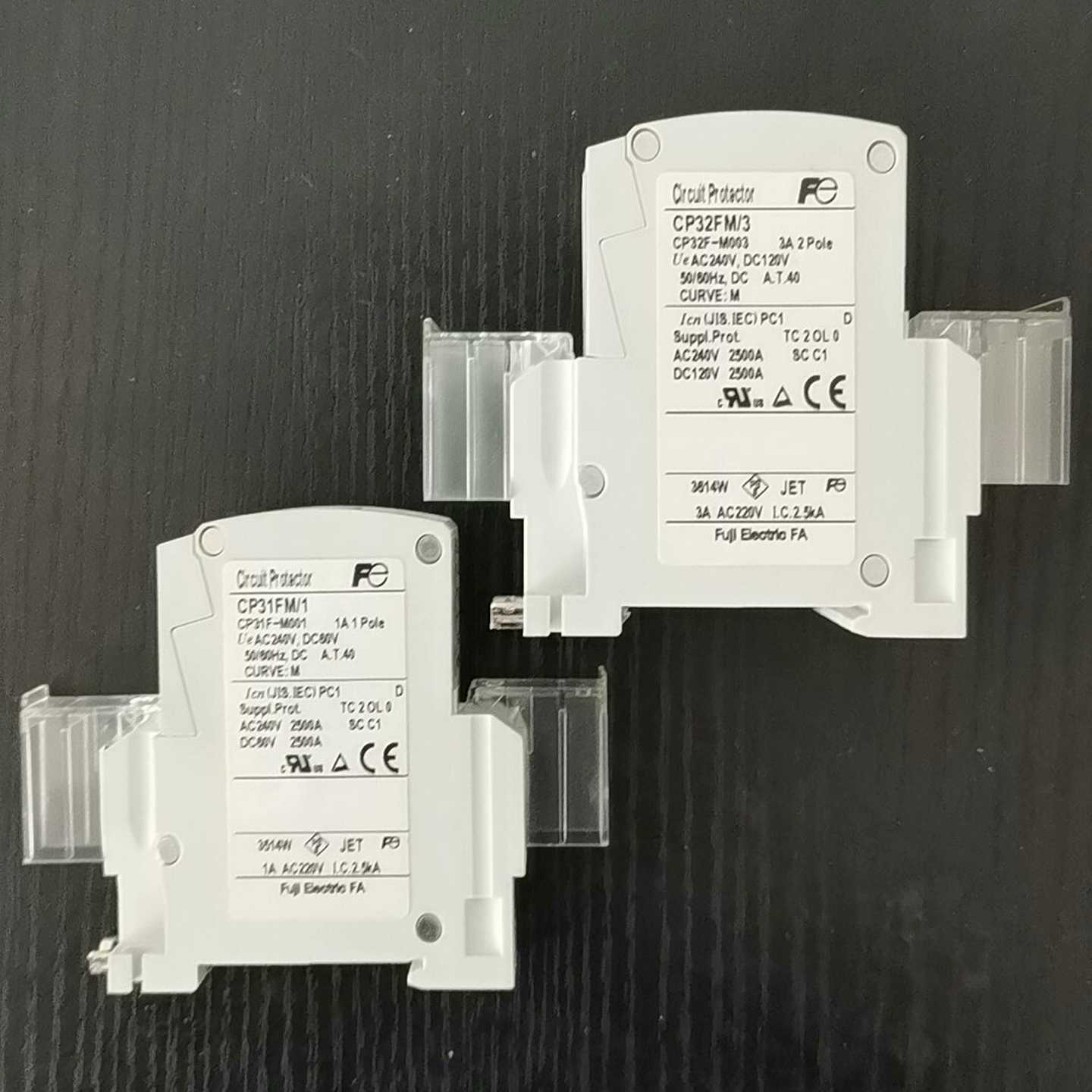 富士断路器CP31FM一个，CP32FM一个成色议价
