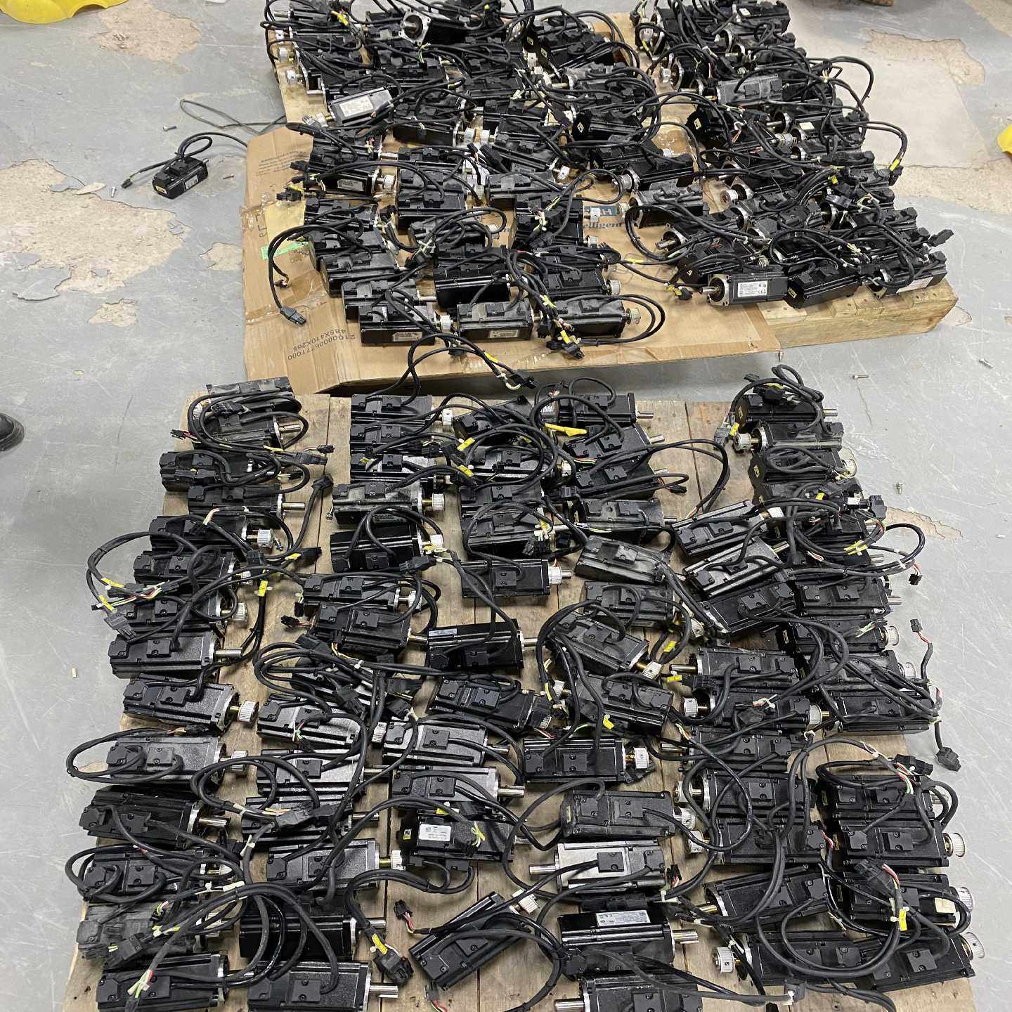 台达伺服电机DAI2C10602RS询价