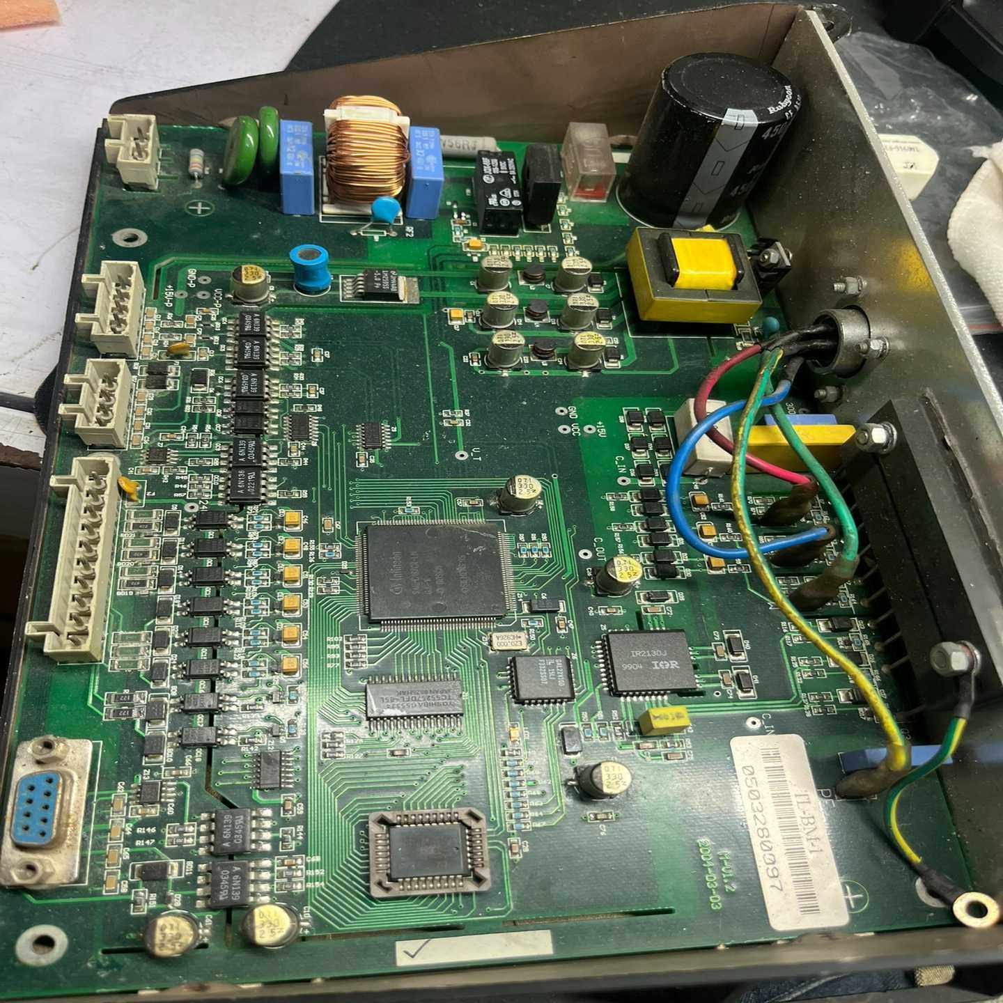 奥的斯电梯黑色DO2000门机变频器盒板子--议价商品