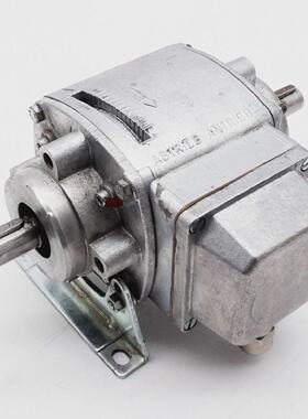 Lenze 14.800.06.11.1 24VDC 15115W 75Nm KupplungsBremsKombina