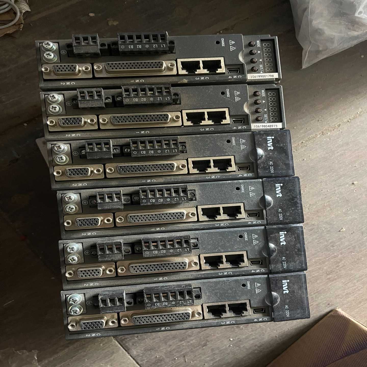 英威腾伺服驱动器型号：DA180-S2R8SG0合适联系--议价商品