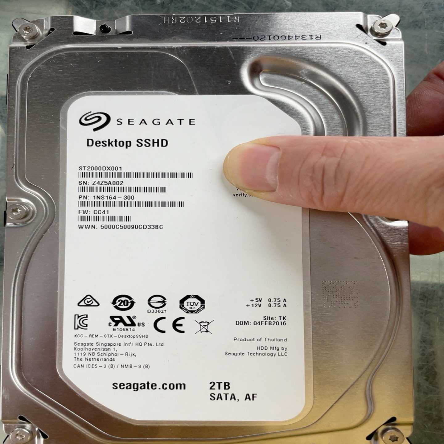 ST2000DX001全好盘2T询价