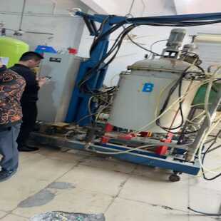 聚氨酯发泡机JH6082 机器好用议价 1聚氨酯工业设备