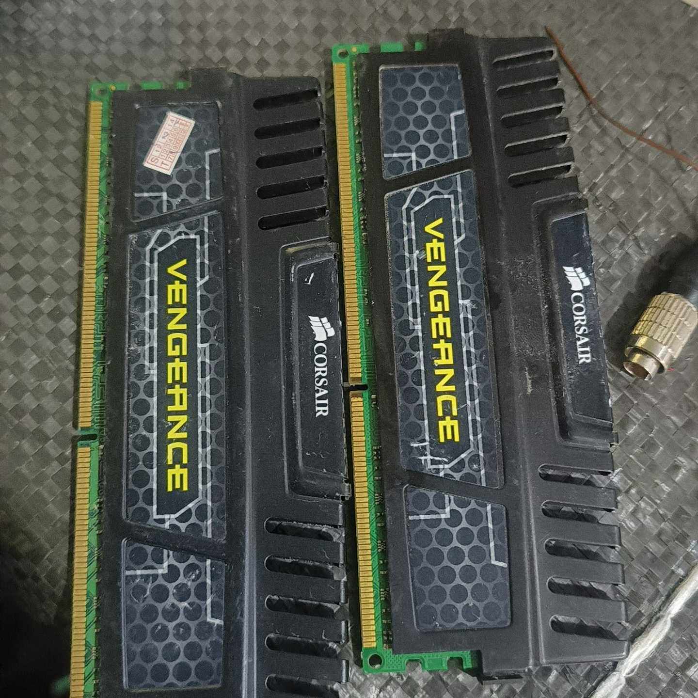 议价海盗船ddr3 1600 8g内存条  两条打包出