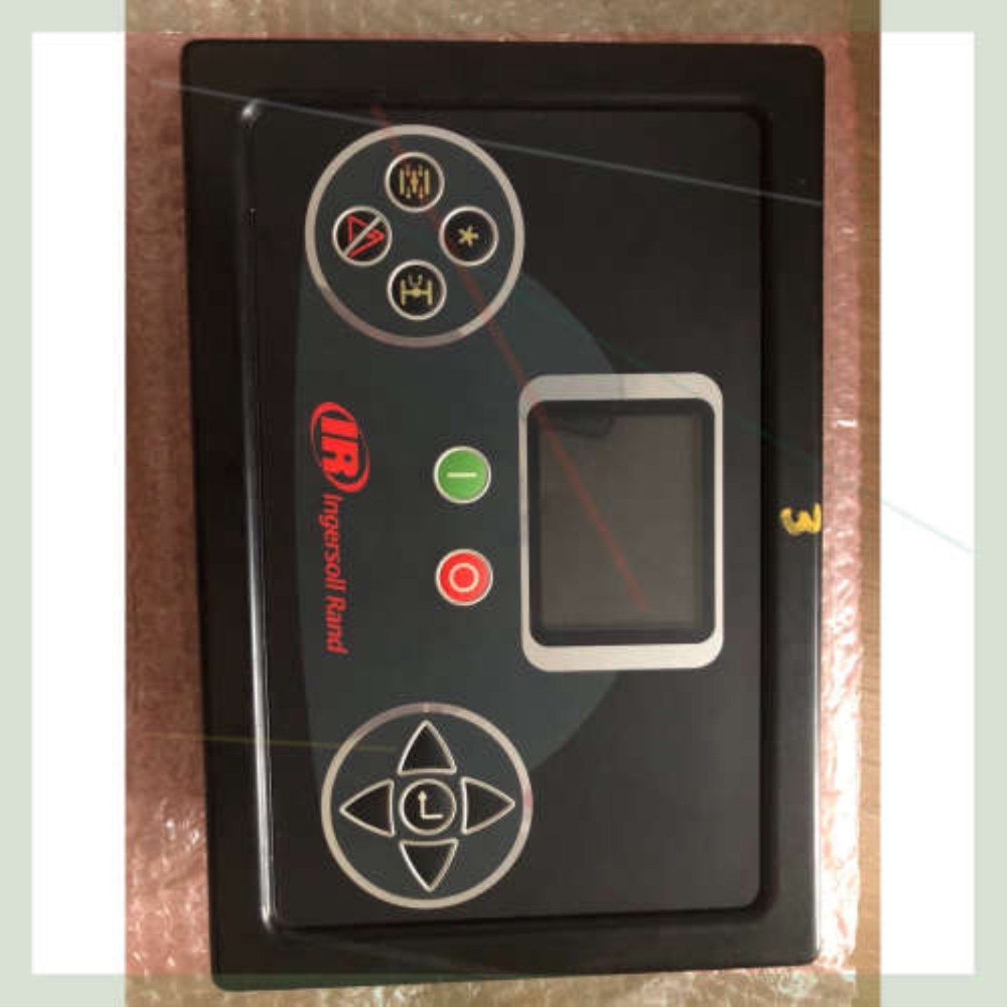 售前询价议价Xe-90m英格索兰空压机面板控制器液晶显示但按键无反