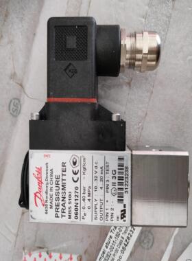 隆兴丹佛斯压力感测器MBS5100 0-40bar  060N1270 全新原厂件现*
