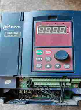 易能变频器EDS1000一4T0037G/0055P两台[浩蓉商户]