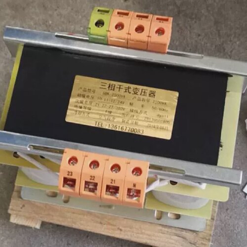 定制SG三相干式变压器SG50KVA380V转200V220V三相干式变压器