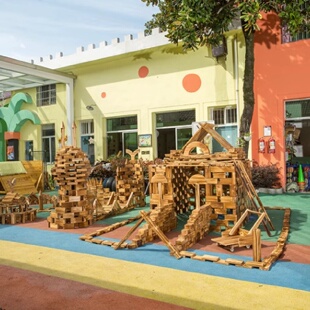 幼兒園超大型戶外碳化大積木原木炭燒兒童建構(gòu)區(qū)材料搭建實(shí)木玩具