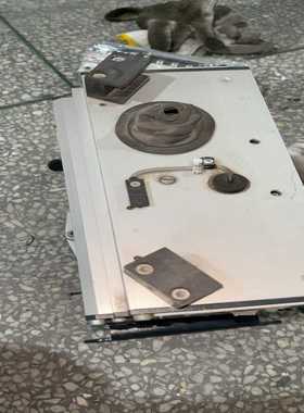 DM-64T触摸屏一台，图片为，，成色如图，~询价