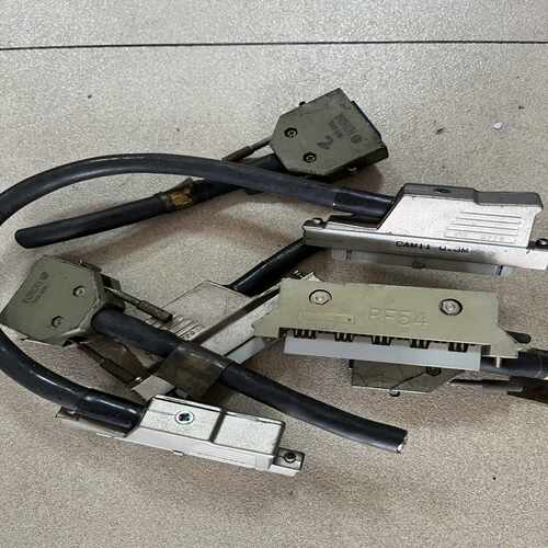 插头 RF54/MR-20L/3M3779~询价