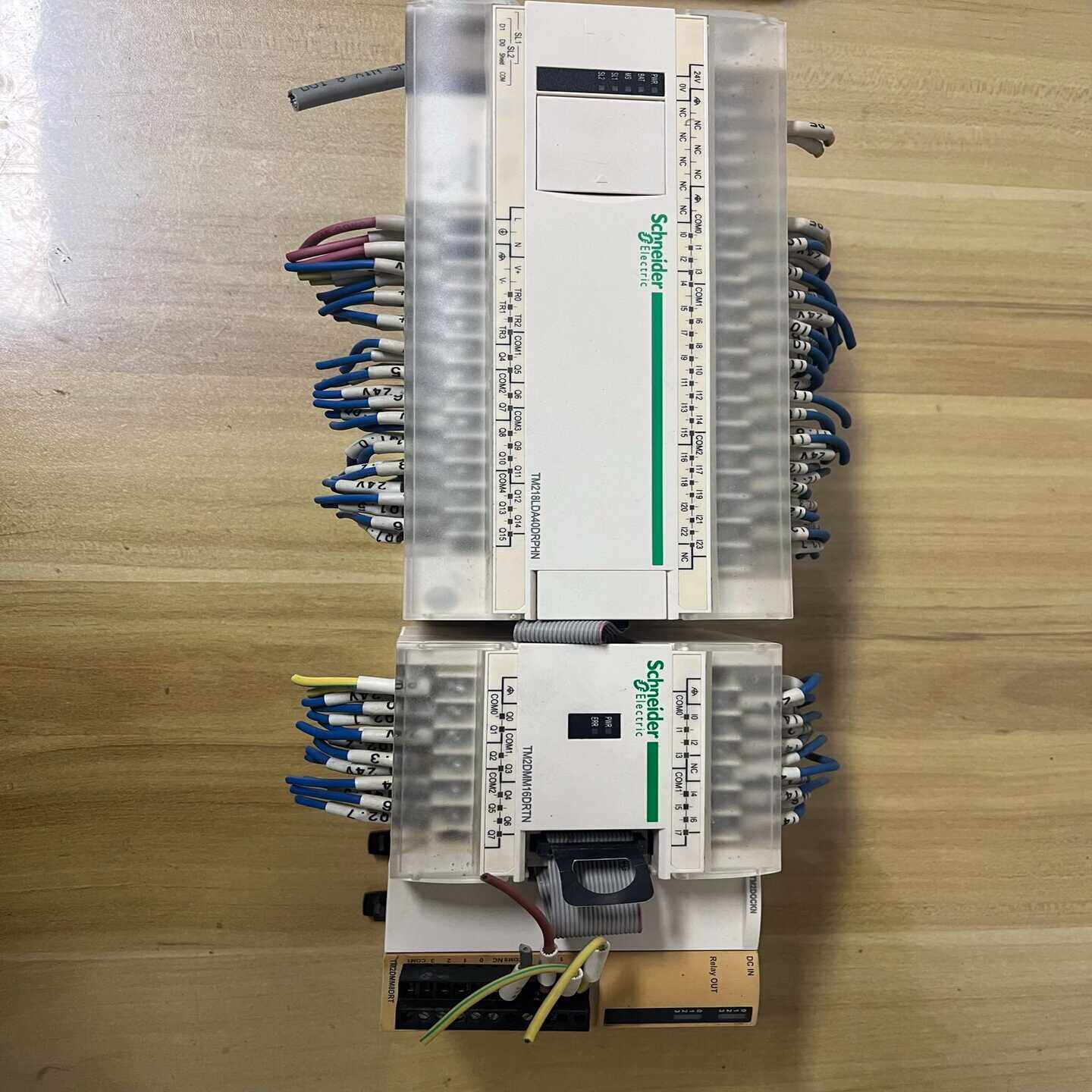 施耐德PLC，TM218LDA40DRPHN、TM2DMM1--议价商品